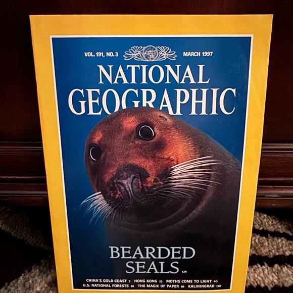 National Geographic Complete 1997 Issues with Maps - Picture 4 of 13